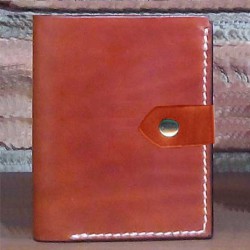 Billetera con tarjeteros grande con broche