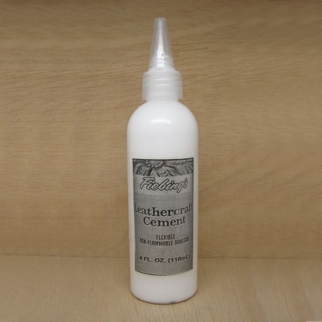 Leathercraft Cement 4oz -ENVASADO